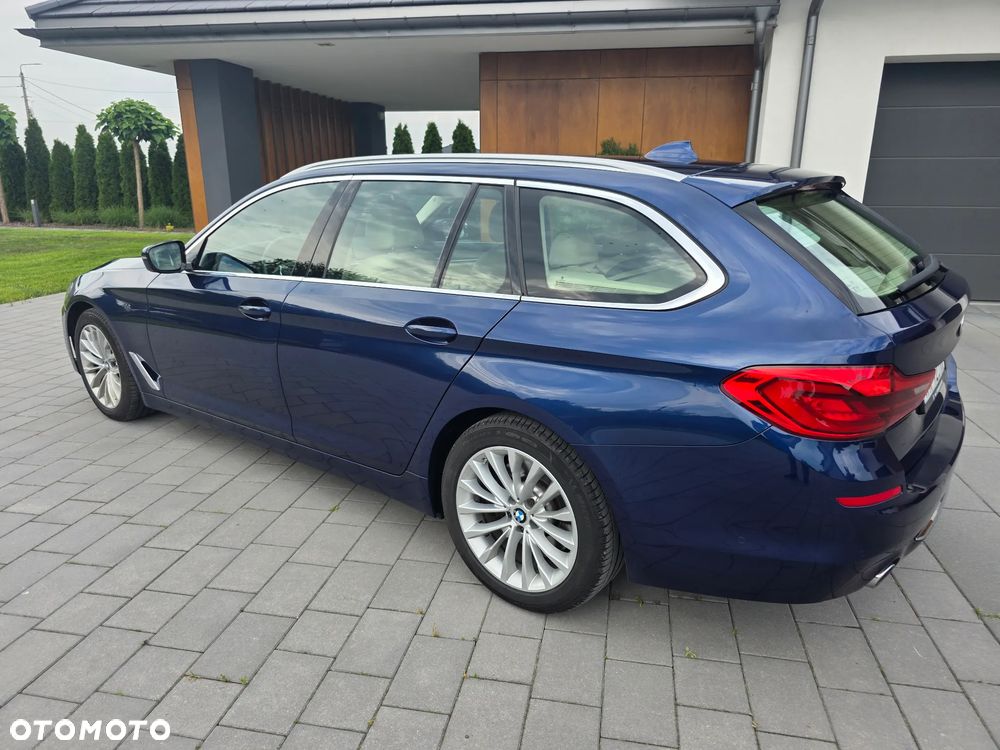 BMW Seria 5 530d Luxury Line - 3