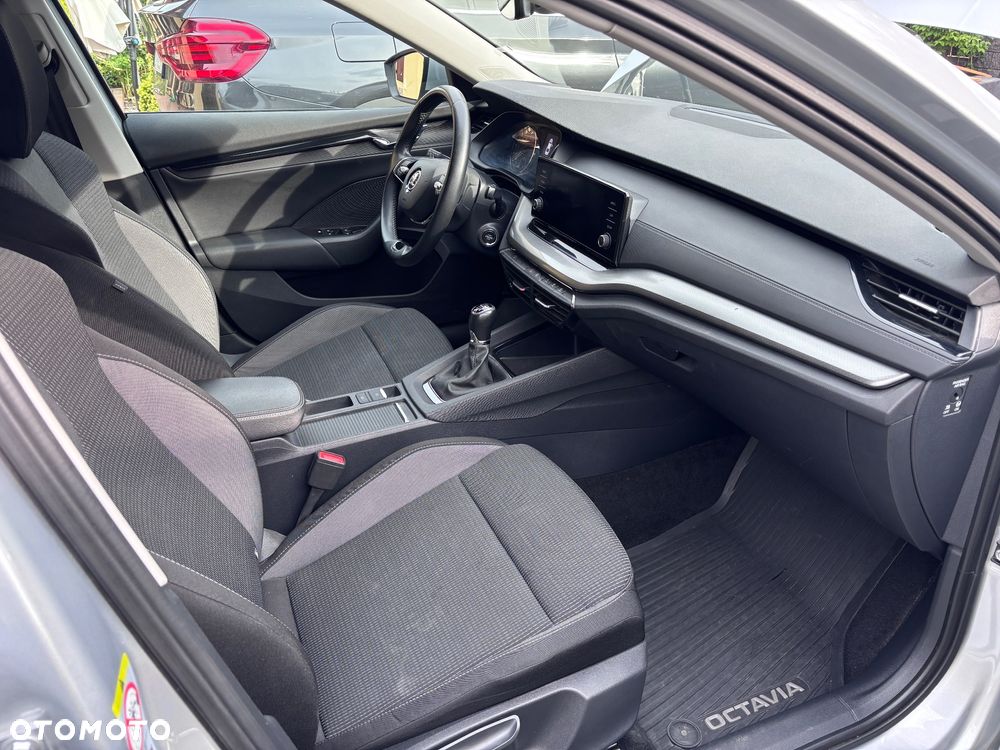 Skoda Octavia 2.0 TDI Ambition - 18