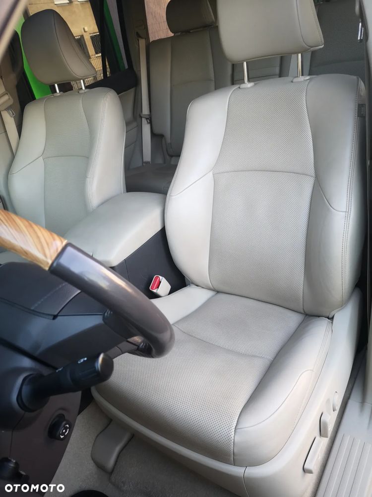 Toyota Land Cruiser LC 2.8 D-4D Premium - 24