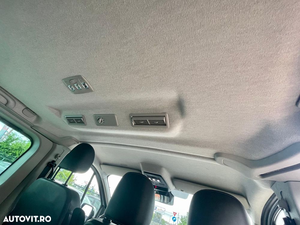 Renault Trafic 2.0 Blue dCi 150 EDC S&S L2 8+1 Zen - 15