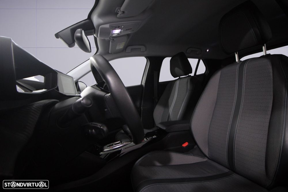 Peugeot e-2008 Allure Pack - 6