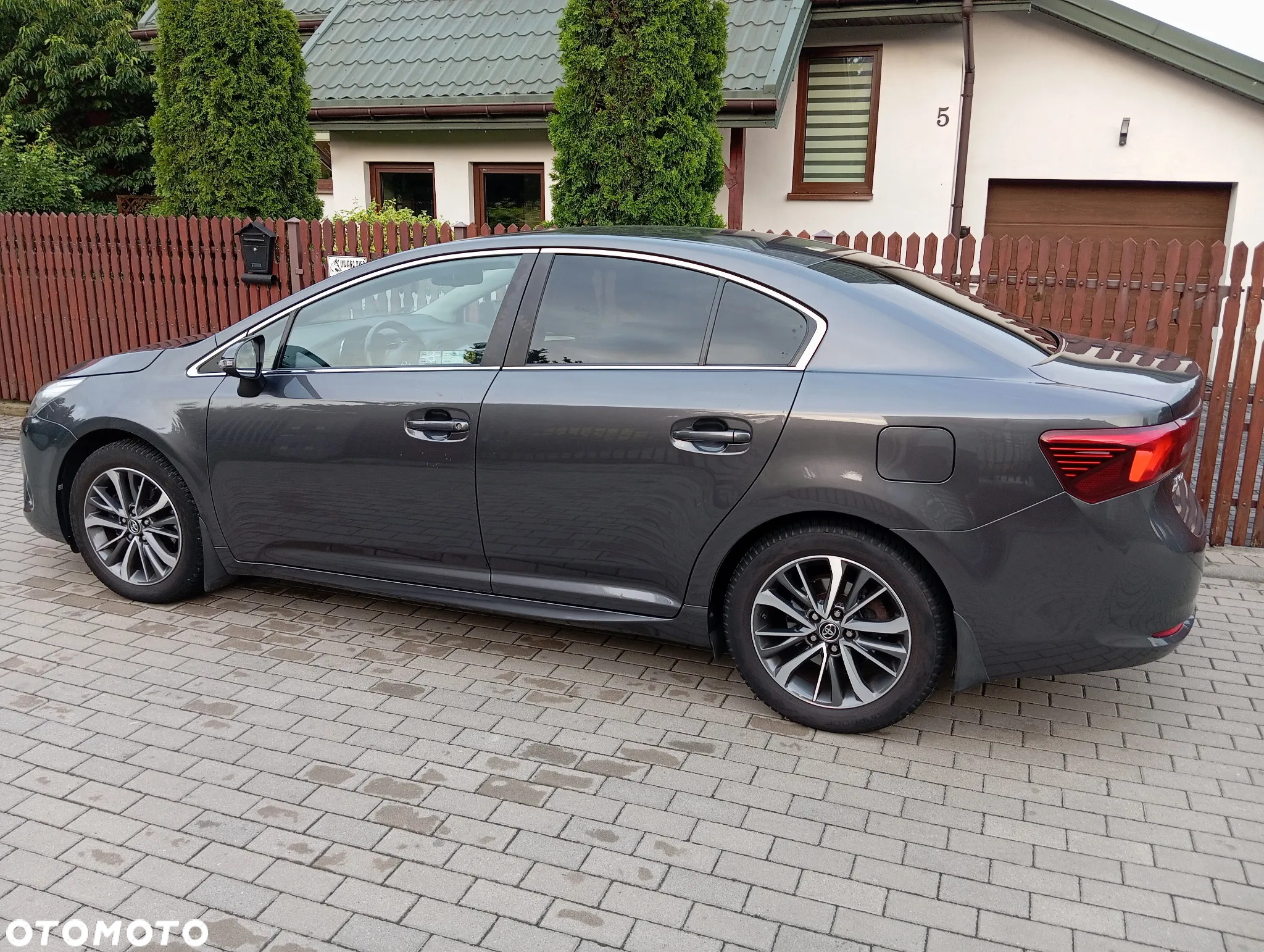 Toyota Avensis 1.8 Prestige - 4