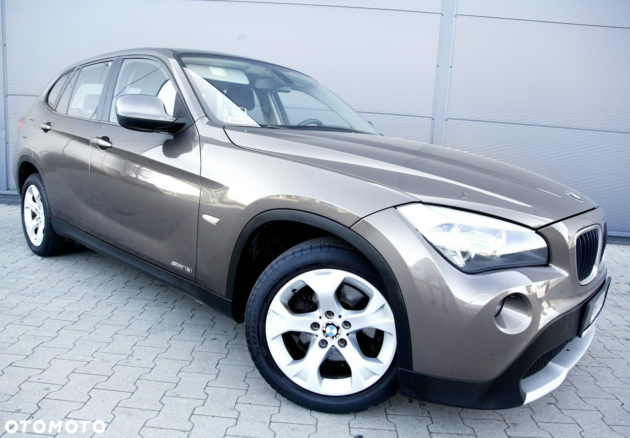 BMW X1 sDrive18i - 28