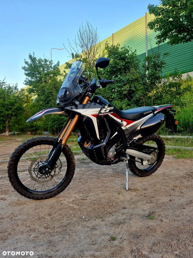 Honda CRF - 7