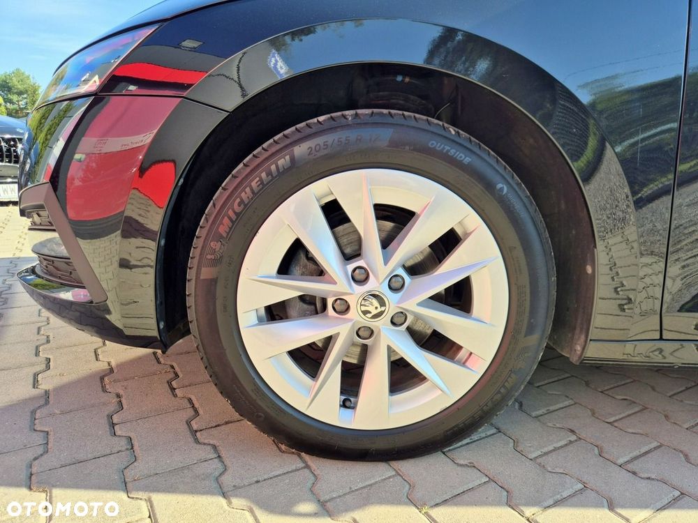 Skoda Octavia 2.0 TDI DSG Ambition - 38