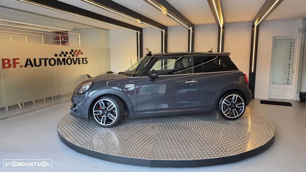 MINI 3 Portas Cooper SD Auto Desportiva - 14