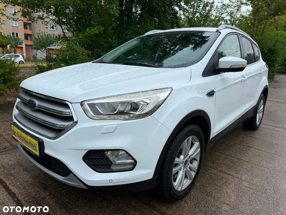 Ford Kuga 2.0 TDCi 2x4 Titanium - 2