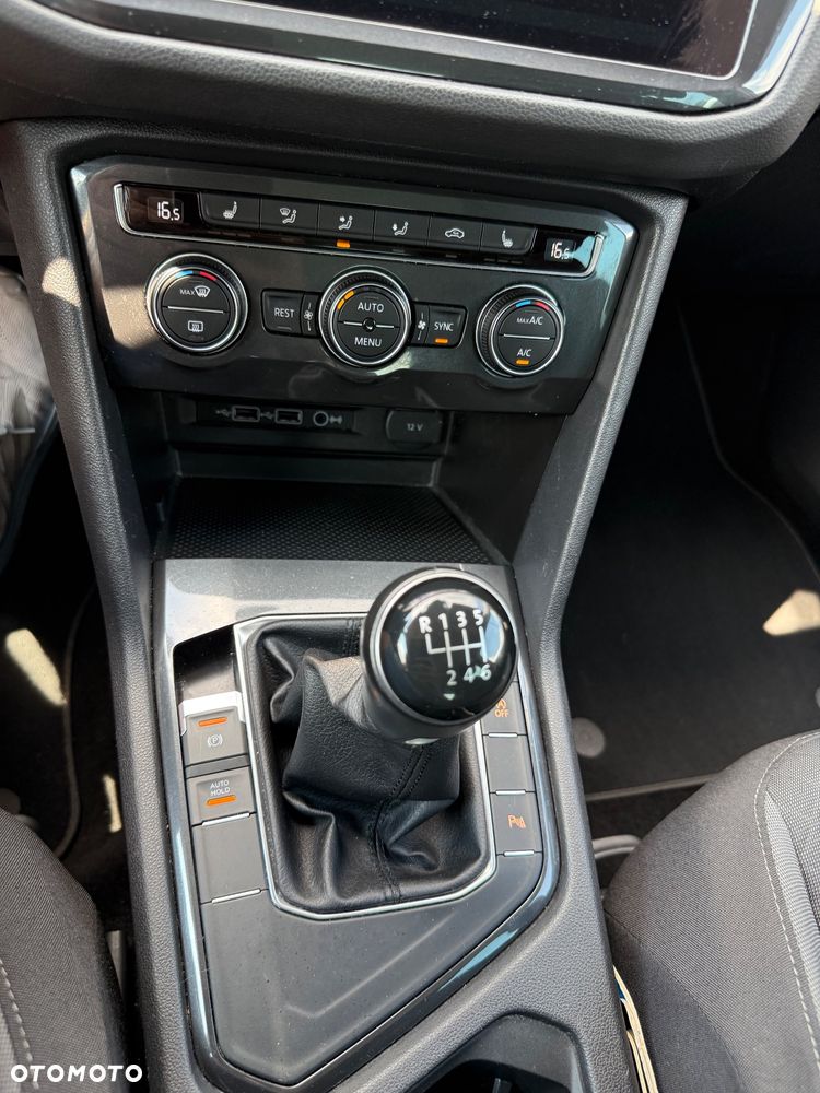 Volkswagen Tiguan 1.5 TSI OPF Life - 18