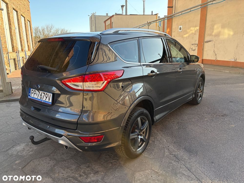 Ford Kuga 2.0 TDCi 4x4 ST-Line - 5