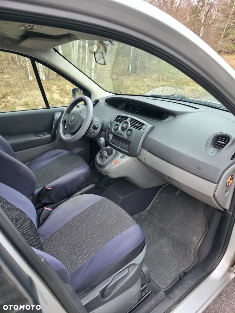 Renault Scenic 1.5 dCi Expression - 8