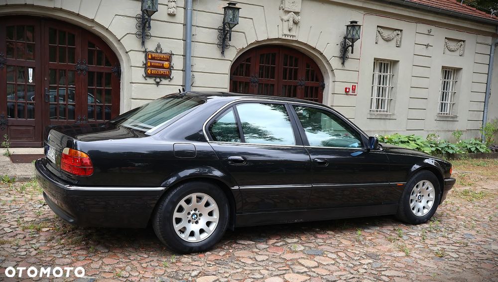 BMW Seria 7 - 14