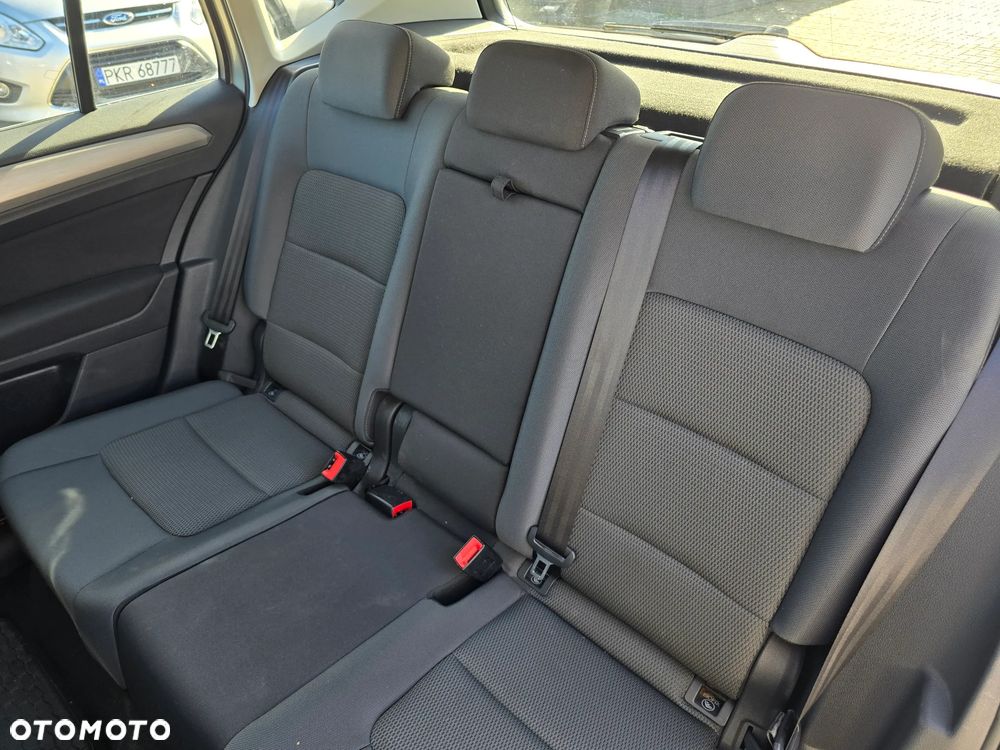 Volkswagen Golf Sportsvan - 13
