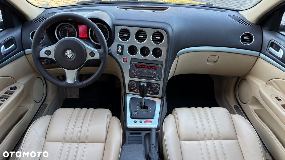Alfa Romeo 159 2.4 JTDM 20V DPF Q-Tronic Turismo - 4