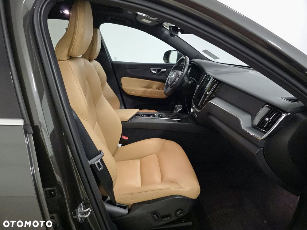 Volvo XC 60 T5 AWD Inscription - 9