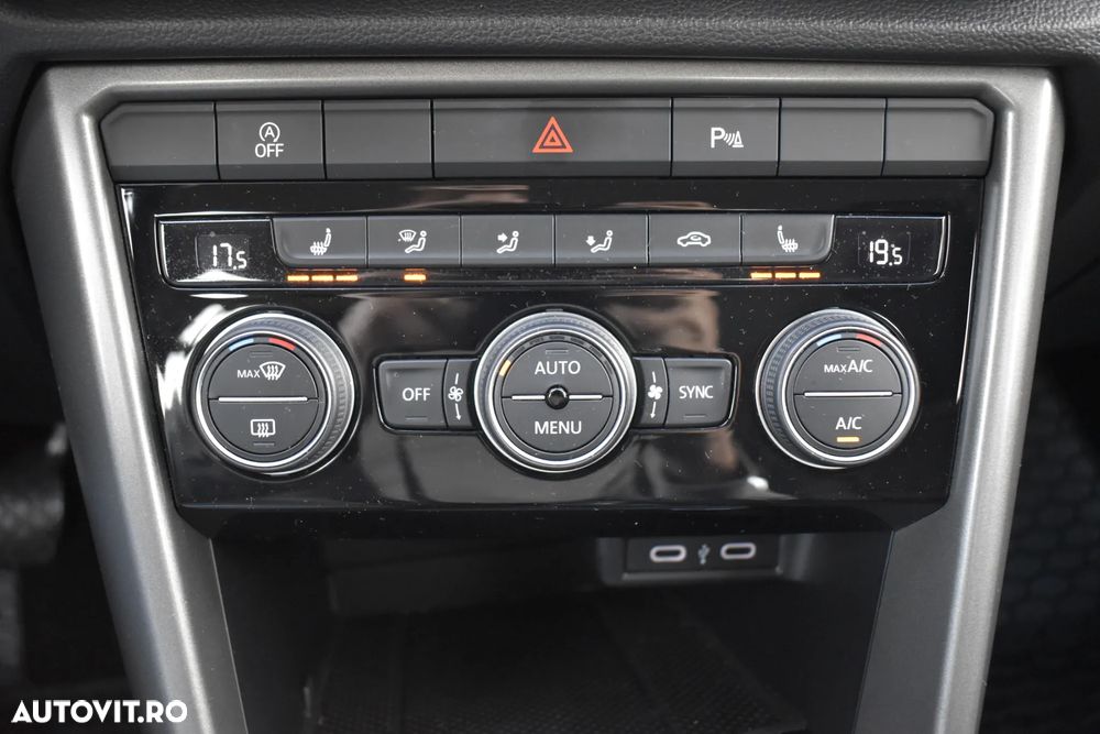 Volkswagen T-ROC 1.0 TSI Life - 31