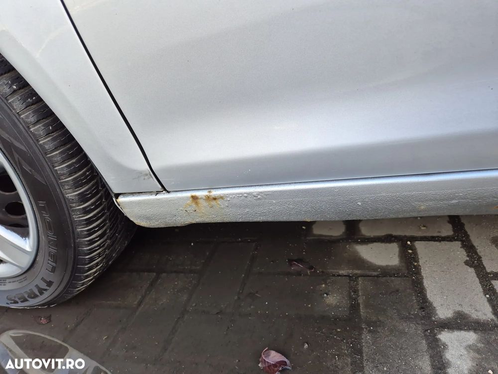 Volkswagen Golf 1.6 TDI DPF Style - 20