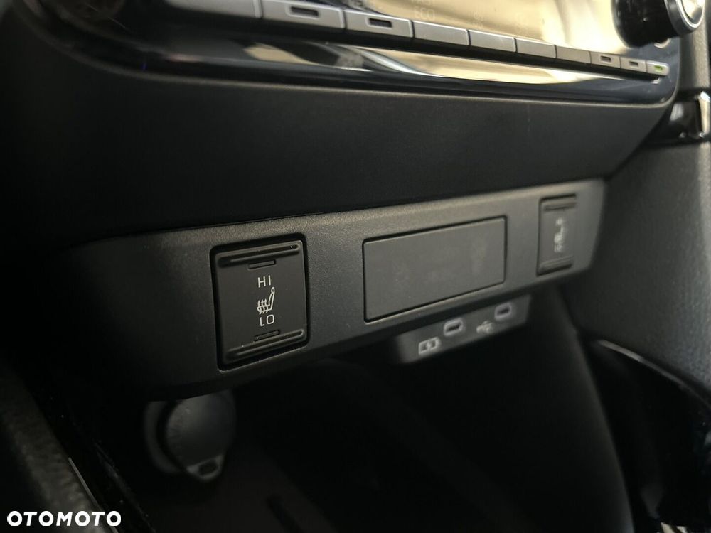 Toyota Yaris Hybrid 1.5 Executive - 33