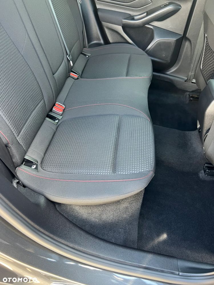 Ford Focus - 13
