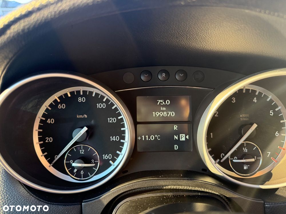 Mercedes-Benz GL 450 - 20