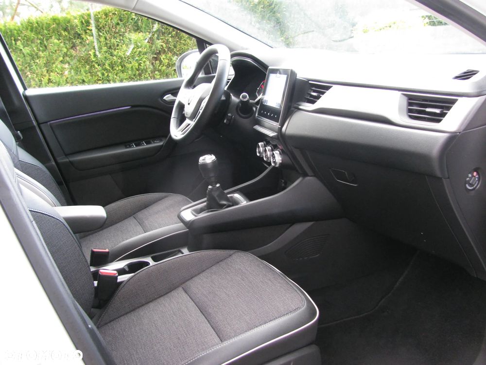 Renault Captur TCe 90 INTENS - 18
