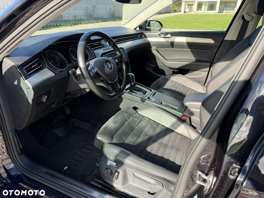 Volkswagen Passat - 8