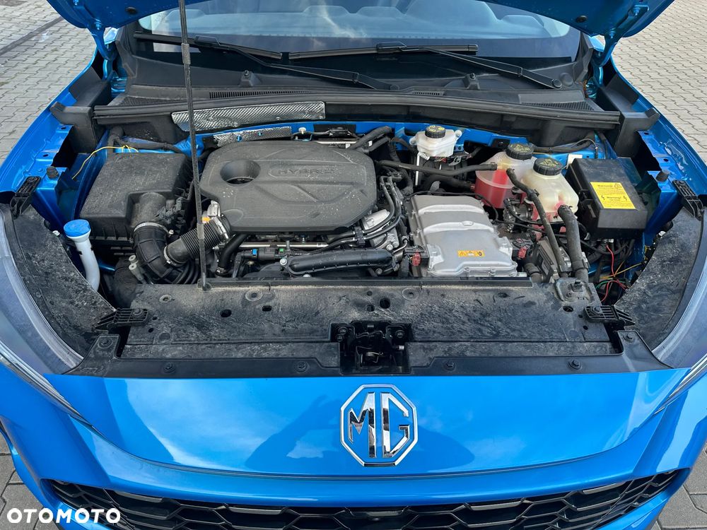 MG ZS Hybrid+ - 11