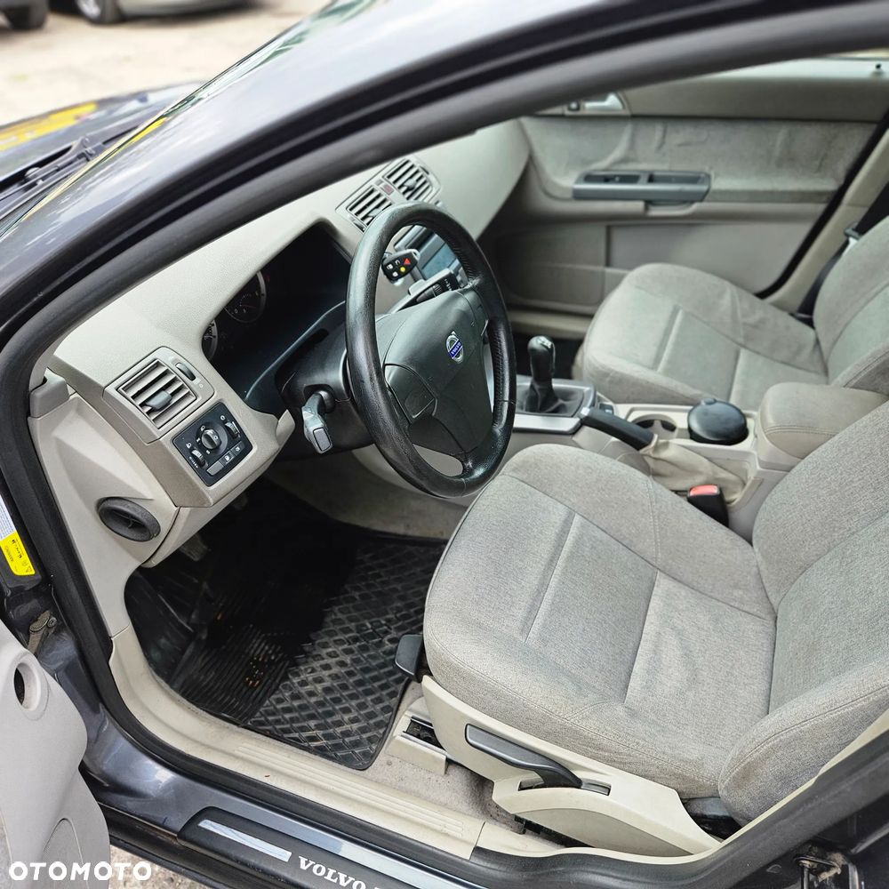 Volvo S40 1.6D DPF Kinetic - 14