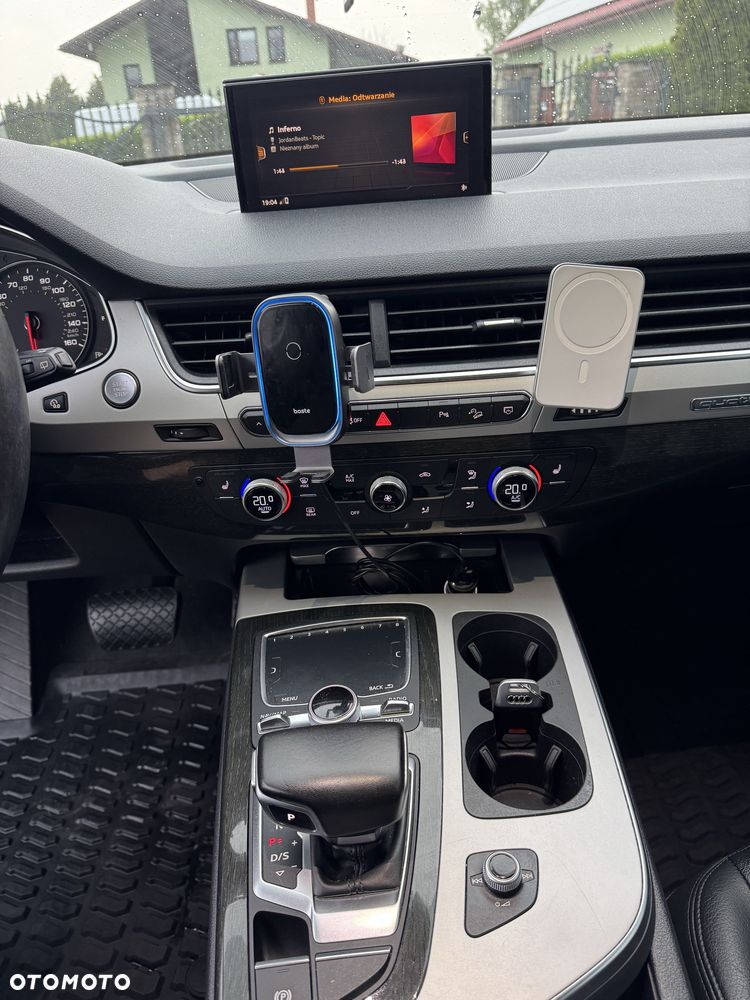 Audi Q7 - 8
