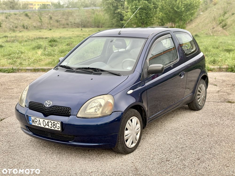 Toyota Yaris - 1