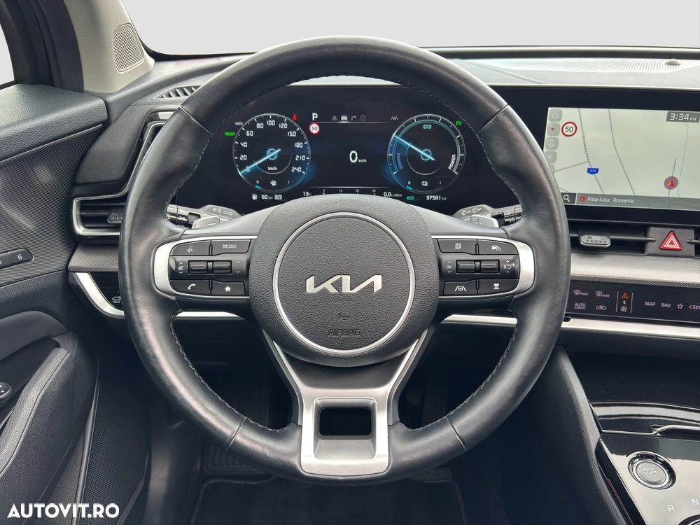 Kia Sportage 1.6 T-GDI PHEV 6AT 4x4 Business Line - 13