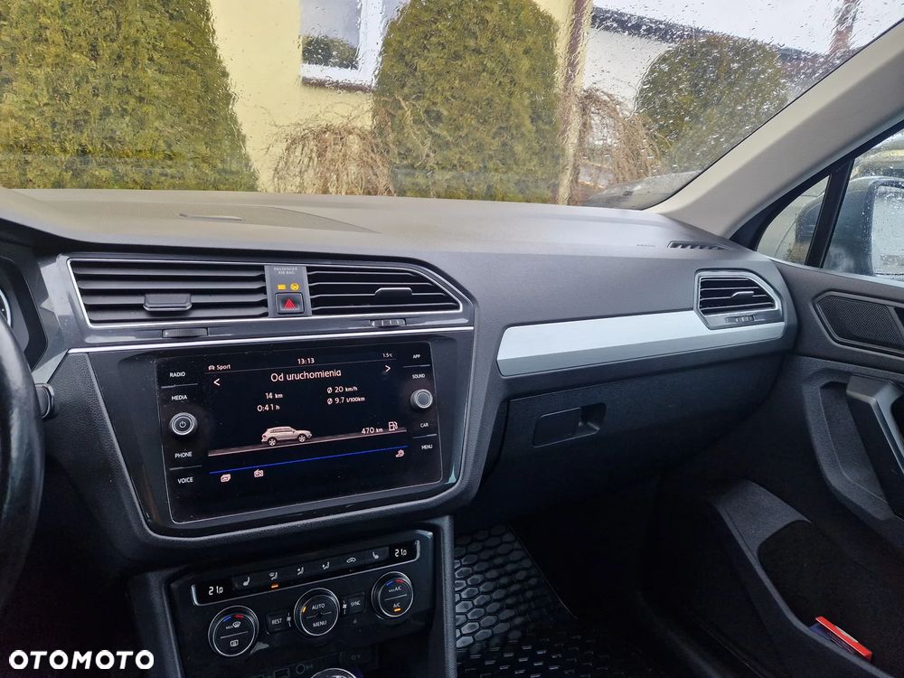 Volkswagen Tiguan - 10