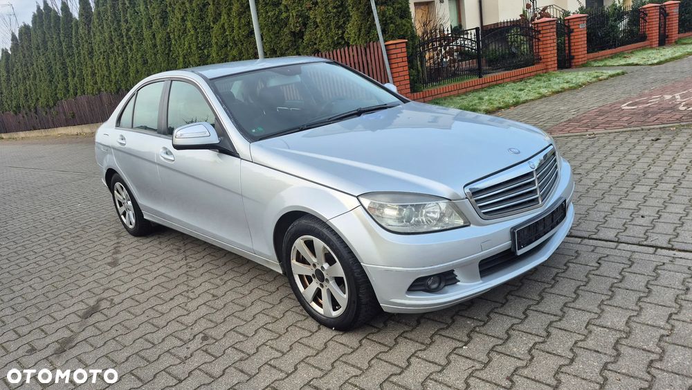 Mercedes-Benz Klasa C 220 CDI DPF Automatik - 18