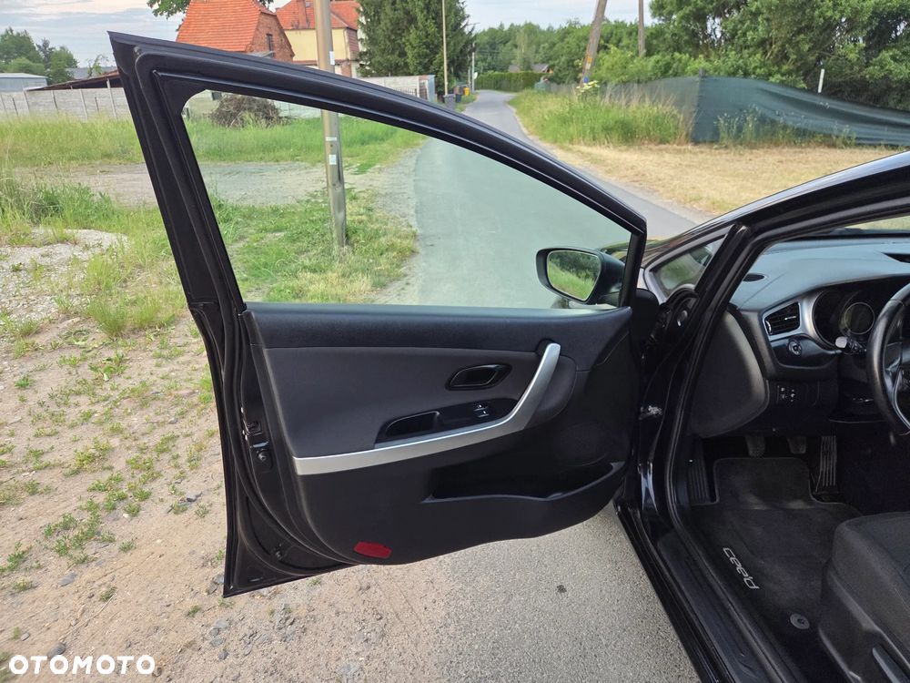Kia Ceed 1.4 CVVT Attract - 10