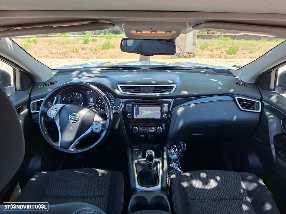Nissan Qashqai 1.5 dCi N-Connecta RS+PS - 8