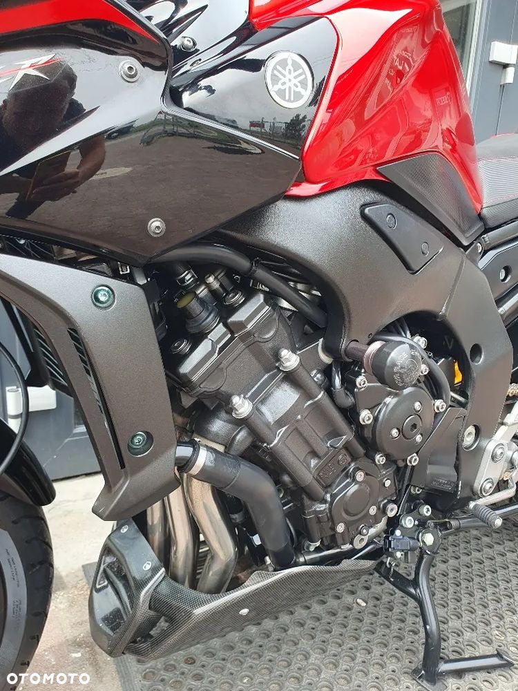 Yamaha FZ - 7