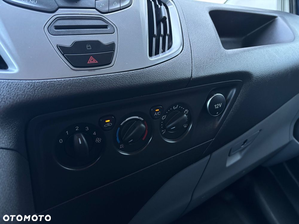 Ford Transit Custom L1H1 Klima Hak I Właściciel Serwis do końca Bezwypadkowy - 19