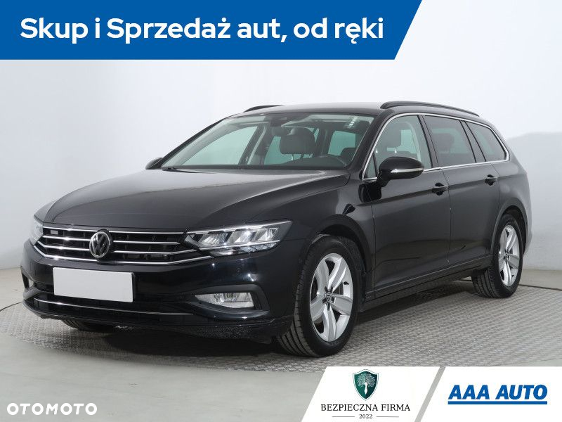 Volkswagen Passat - 2