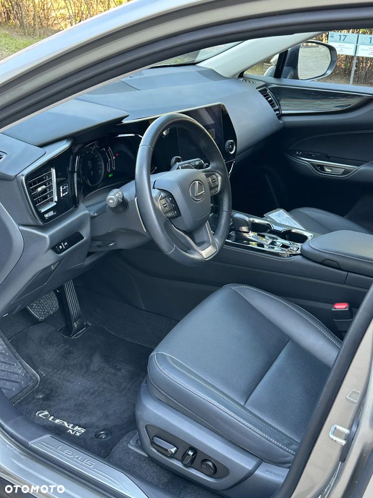 Lexus NX 350h Prestige 2WD - 10