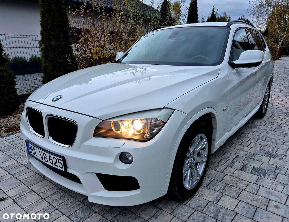 BMW X1 xDrive18d Sport Line - 1