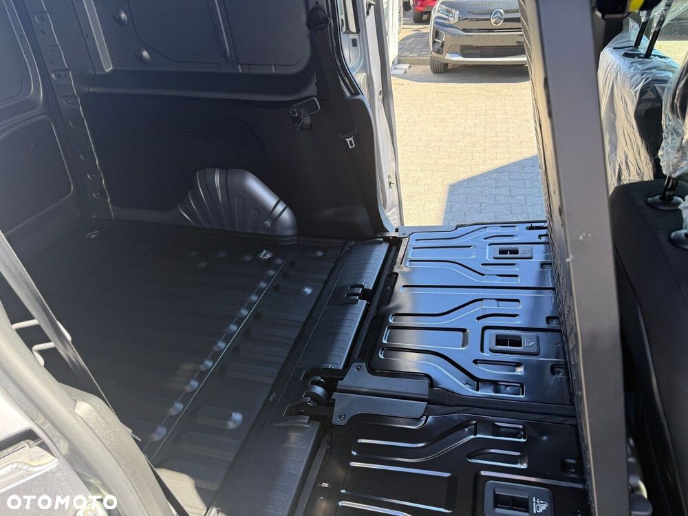 Opel Combo Cargo Combo Cargo Załogowy XL Diesel 102 KM Manual - 11