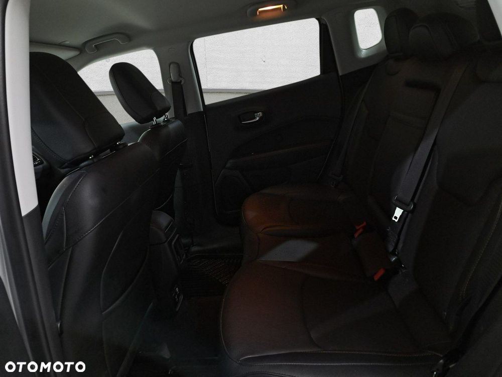 Jeep Compass - 19