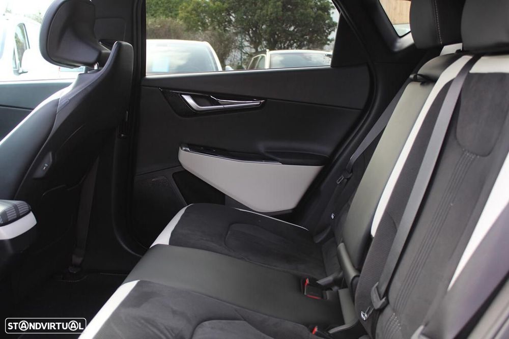 Kia EV6 77,4-kWh AWD GT-line - 37