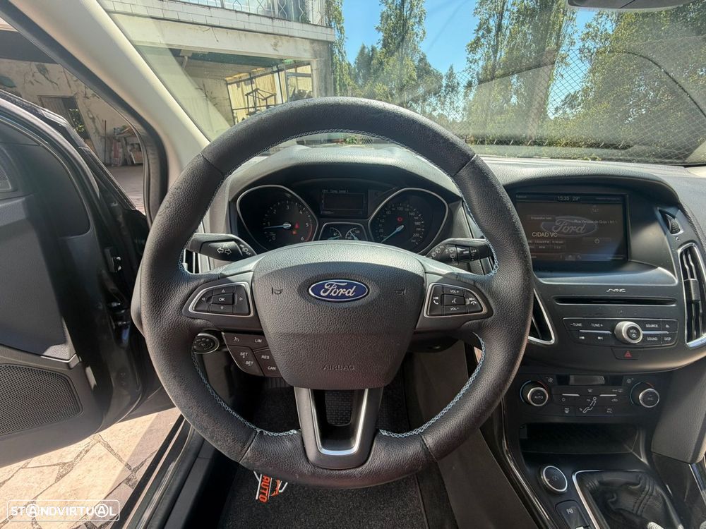 Ford Focus 1.5 TDCi ECOBlue Titanium - 40