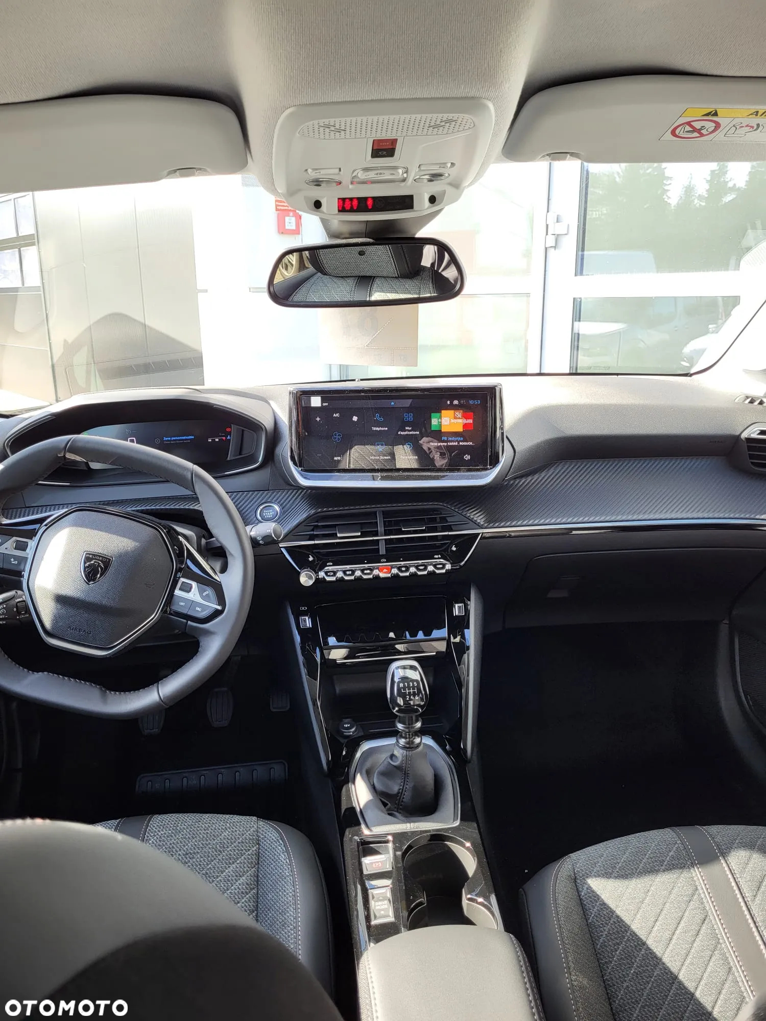 Peugeot 208 1.2 PureTech Allure S&S - 5
