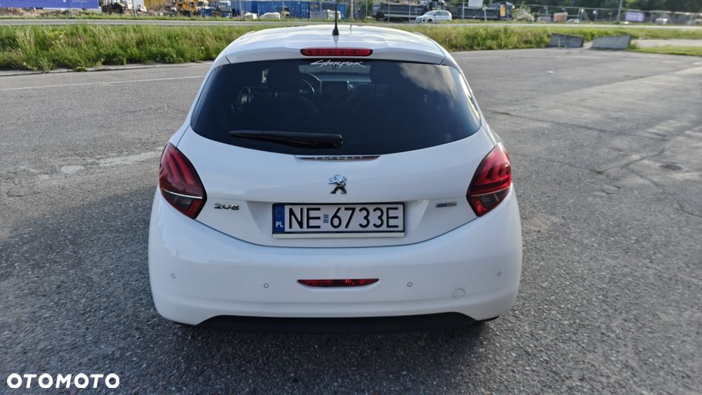 Peugeot 208 - 3