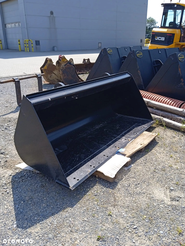 Szufla JCB Q-fit Ładowarka teleskopowa 1m3
