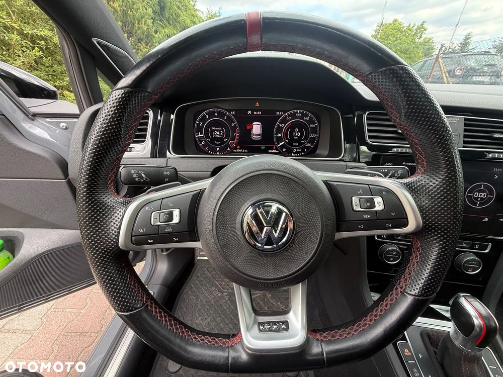 Volkswagen Golf GTI TCR 2.0 TSI OPF DSG - 17