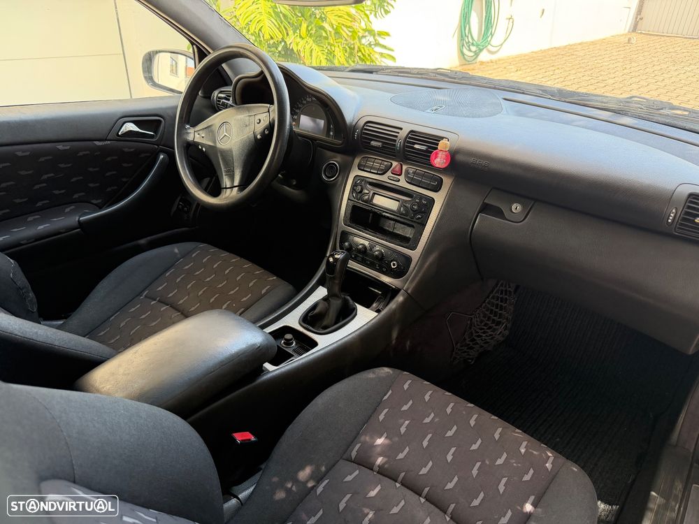 Mercedes-Benz C 220 CDI Sportcoupe - 17