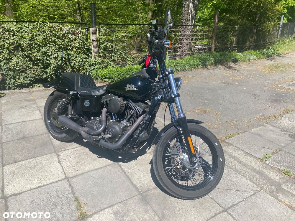 Harley-Davidson Dyna Street Bob - 4