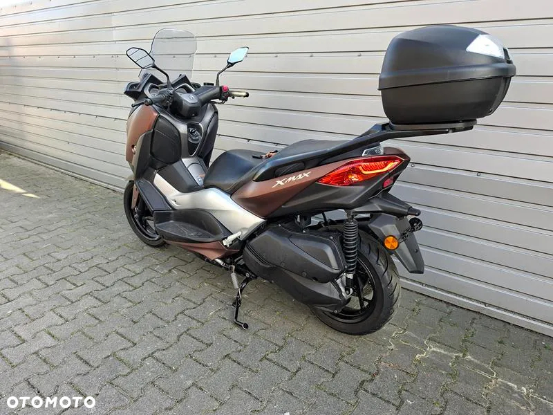 Yamaha X-max - 3